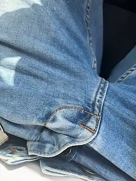 Kadenj92 online show from April 9, 2026, 11:48 am