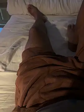 Kadenj92 online show from April 11, 2026, 8:35 pm