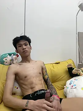 zzzzppp3 online show from April 24, 2026, 2:14 am
