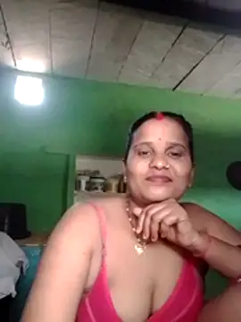 Snapshot of Shivani09900 chatting on June 15, 2026, 6:48 am Shivani09900 online show from June 15, 2026, 6:48 am