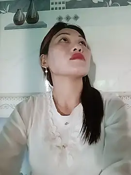 Snapshot of meg_06 chatting on July 6, 2026, 2:19 am meg 06 online show from July 6, 2026, 2:19 am