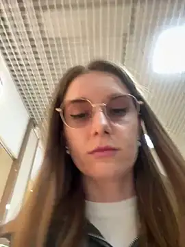 FReyja 44 online show from March 26, 2026, 10:21 am