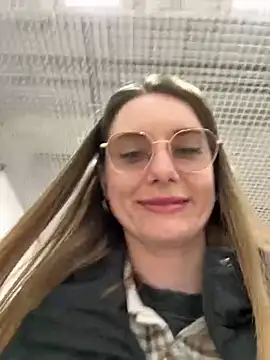 Snapshot of FReyja_44 chatting on April 11, 2026, 8:40 am FReyja 44 online show from April 11, 2026, 8:40 am