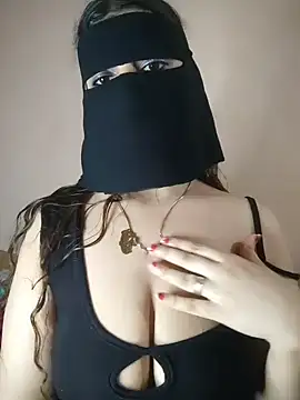 Yasmin Oh online show from June 16, 2026, 9:17 pm