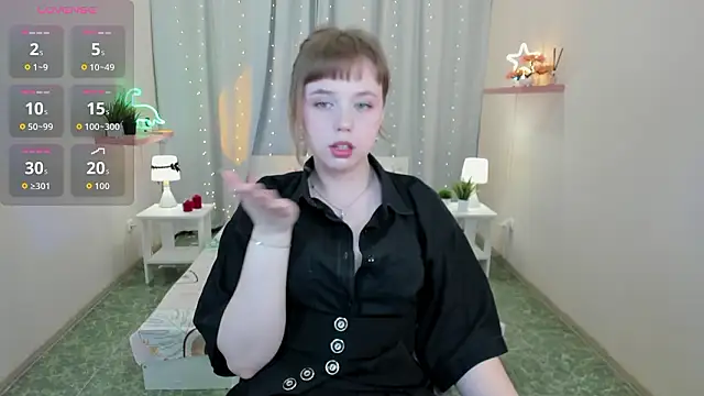 LeonaHicks online show from March 24, 2026, 9:58 am