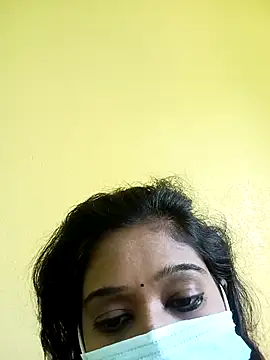 bannerjeesneha20 online show from April 2, 2026, 1:47 am