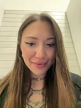 SaintSquirt online show from April 17, 2026, 9:23 am
