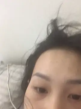 Snapshot of Yuri_k2 chatting on March 28, 2026, 2:38 pm Yuri k2 online show from March 28, 2026, 2:38 pm