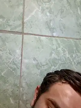 peludo233 online show from April 8, 2026, 11:59 pm