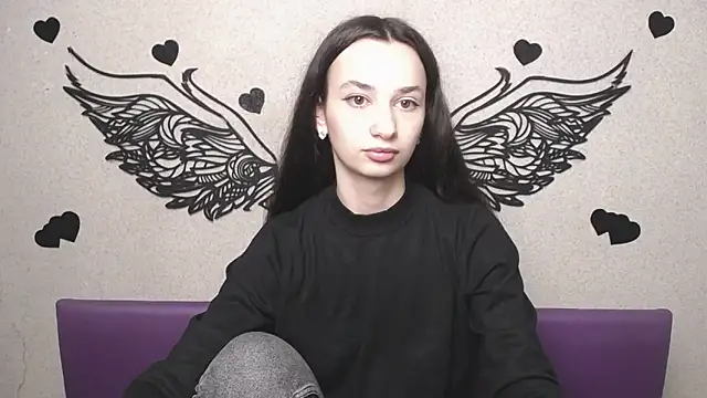 Je55icaBreeze online show from May 2, 2026, 10:53 am