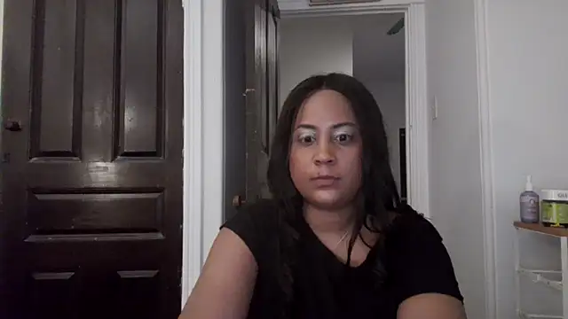 Snapshot of biancadoesit chatting on May 12, 2026, 10:40 pm biancadoesit online show from May 12, 2026, 10:40 pm