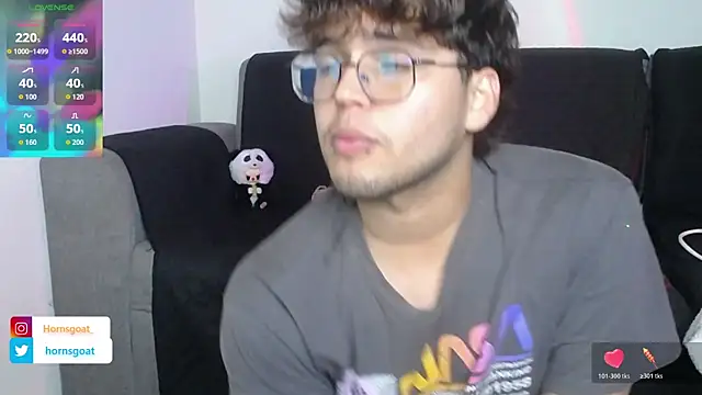 hornsgoat  online show from March 31, 2026, 10:43 pm