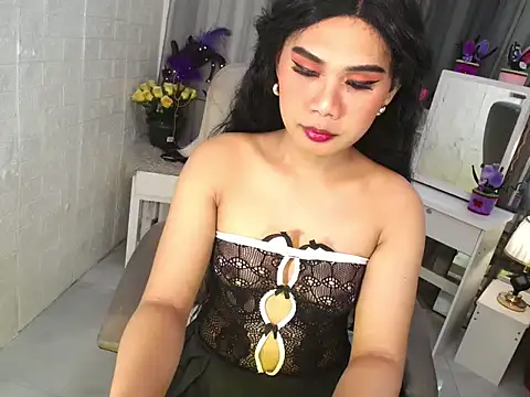 Snapshot of Yourgorgeousmarge chatting on May 18, 2026, 1:13 am Yourgorgeousmarge online show from May 18, 2026, 1:13 am