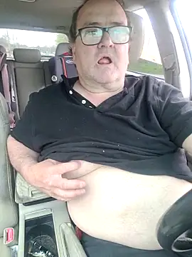 bigbearusa74 online show from April 18, 2026, 7:29 pm