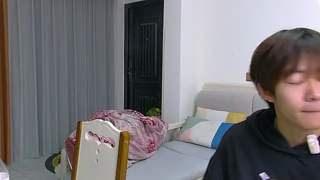 Snapshot of buding-001 chatting on March 25, 2026, 10:10 am buding-001 online show from March 25, 2026, 10:10 am