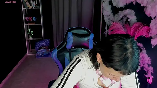 Amelia goth online show from June 4, 2026, 10:54 am