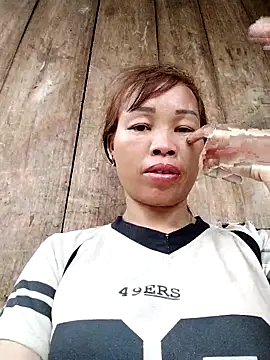 Snapshot of Ely-cute2k chatting on April 23, 2026, 7:41 am Ely-cute2k online show from April 23, 2026, 7:41 am