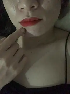 Nini-896 online show from April 13, 2026, 3:06 pm