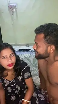 Snapshot of hornysofiya chatting on April 14, 2026, 5:08 pm hornysofiya online show from April 14, 2026, 5:08 pm