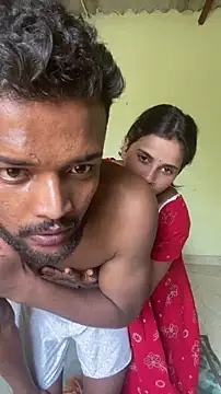 Snapshot of hornysofiya chatting on April 15, 2026, 7:48 am hornysofiya online show from April 15, 2026, 7:48 am