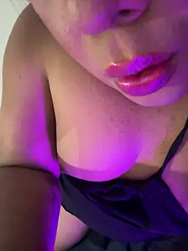 NicoleBBigAss online show from June 30, 2026, 3:51 am