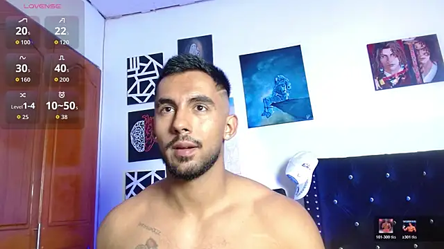 Snapshot of romanpearce_ chatting on June 26, 2026, 8:35 pm romanpearce online show from June 26, 2026, 8:35 pm