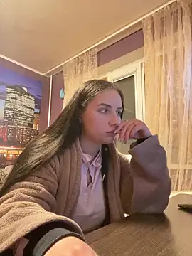 Snapshot of Avellya chatting on April 8, 2026, 9:26 pm Avellya online show from April 8, 2026, 9:26 pm