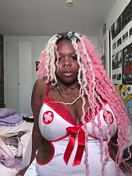 Nyla xox online show from April 1, 2026, 9:56 pm