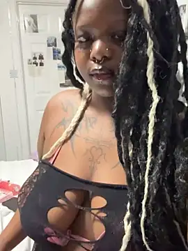 Nyla xox online show from June 19, 2026, 9:40 pm
