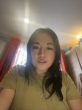 Snapshot of kimberly_peter chatting on June 6, 2026, 10:25 pm kimberly peter online show from June 6, 2026, 10:25 pm