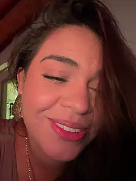Snapshot of alana_dantes_ chatting on June 13, 2026, 3:43 pm alana dantes online show from June 13, 2026, 3:43 pm