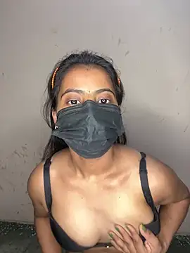 Snapshot of Riya_leone chatting on April 3, 2026, 7:45 pm Riya leone online show from April 3, 2026, 7:45 pm