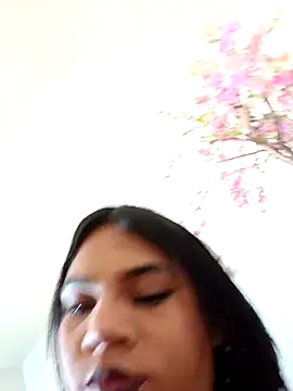 ExoticDarkDoll online show from April 2, 2026, 8:39 pm