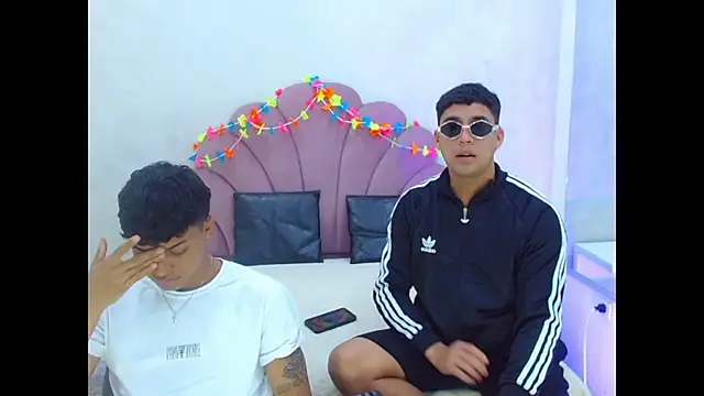 party duo playboy online show from June 11, 2026, 12:32 am