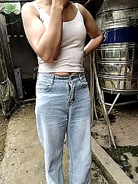 Snapshot of Hoabattu-66 chatting on March 28, 2026, 2:44 am Hoabattu-66 online show from March 28, 2026, 2:44 am