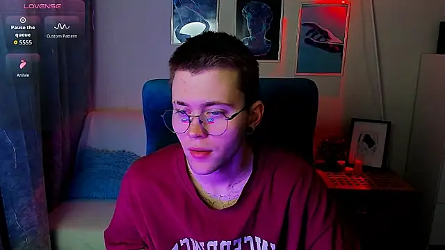Snapshot of Thomas_Norton chatting on April 30, 2026, 8:37 pm Thomas Norton online show from April 30, 2026, 8:37 pm