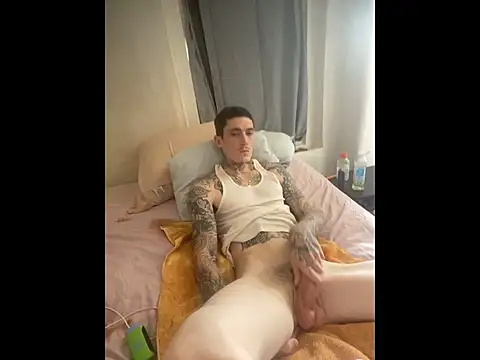 dkub93 online show from March 26, 2026, 2:44 pm