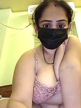sonalidey5564 online show from April 28, 2026, 8:58 pm