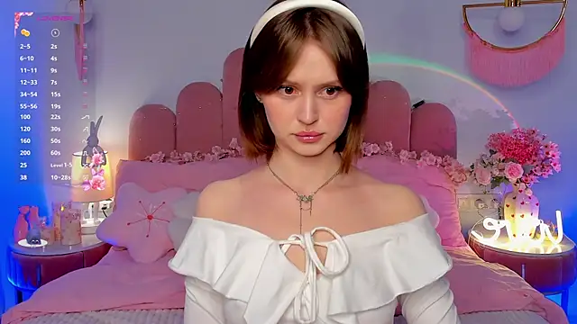 Snapshot of MariLew chatting on April 28, 2026, 5:23 am MariLew online show from April 28, 2026, 5:23 am