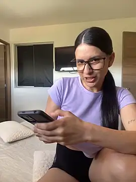 Snapshot of Annarhode chatting on June 14, 2026, 5:59 pm Annarhode online show from June 14, 2026, 5:59 pm