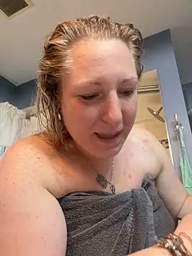 sweetkacibaby online show from May 3, 2026, 1:28 pm