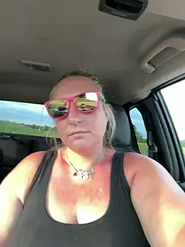 sweetkacibaby online show from July 3, 2026, 11:49 am
