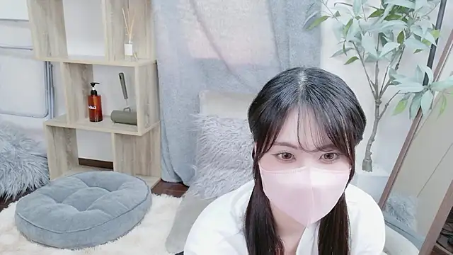 Reina 788 online show from May 26, 2026, 5:14 am