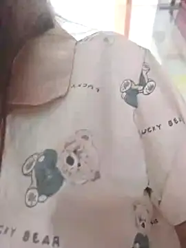 tinyk6 online show from April 22, 2026, 2:25 am