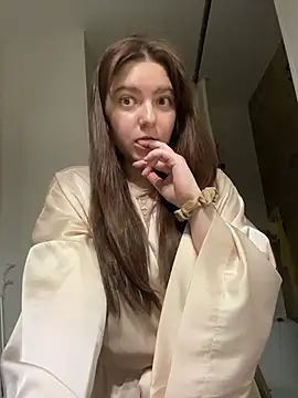 bambimayy online show from March 26, 2026, 11:27 am