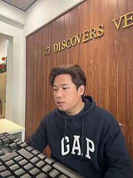 Snapshot of Titanryu chatting on March 27, 2026, 5:57 am Titanryu online show from March 27, 2026, 5:57 am