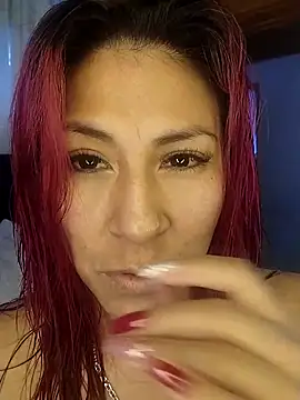 Snapshot of tatianabelli chatting on April 16, 2026, 5:36 pm tatianabelli online show from April 16, 2026, 5:36 pm