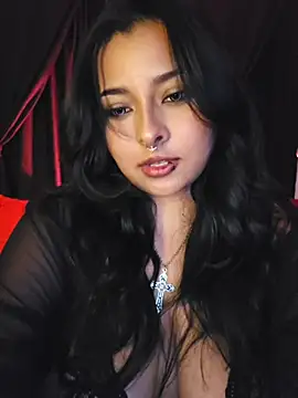 Snapshot of EvelynVex chatting on April 4, 2026, 1:26 am EvelynVex online show from April 4, 2026, 1:26 am