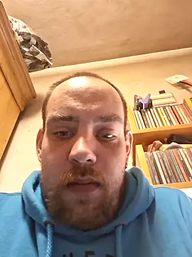 Snapshot of fettgail-0507 chatting on March 27, 2026, 5:01 pm fettgail-0507 online show from March 27, 2026, 5:01 pm