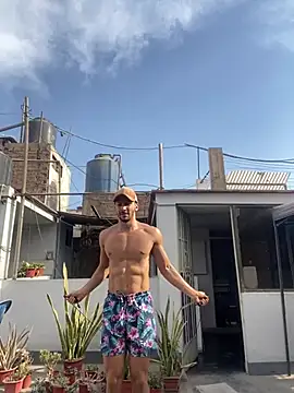 Quinterom online show from March 30, 2026, 8:54 pm